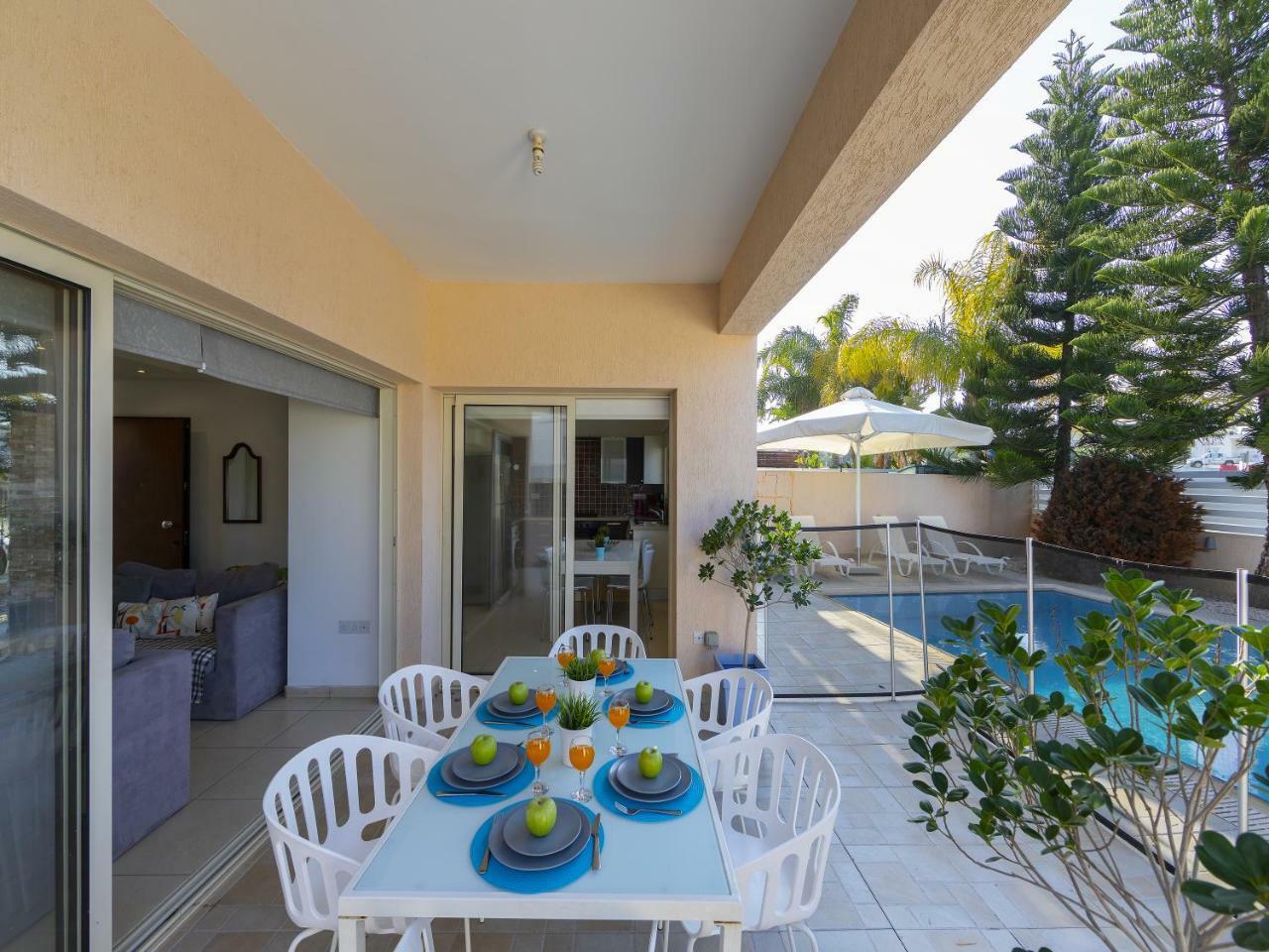 Villa Michelle 2 โปรทาราส ภายนอก รูปภาพ